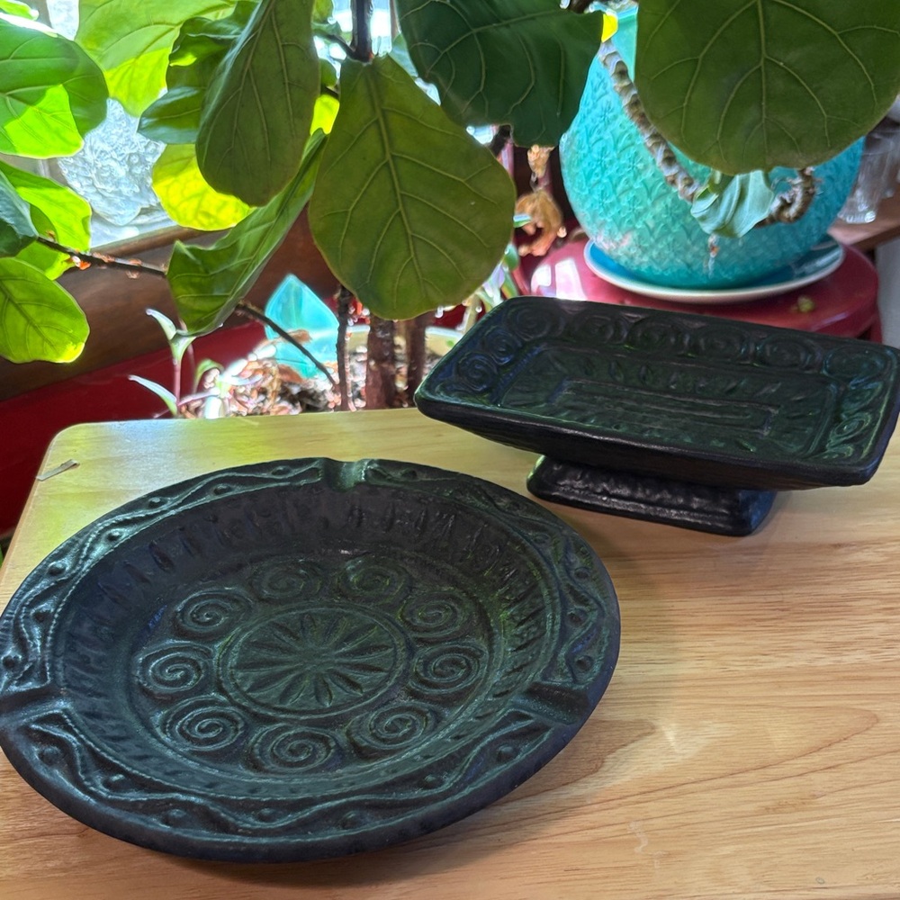 Vintage 1971 Signed "Dove" Brutalist Pottery Set - Ashtray & Footed Trinket Dish